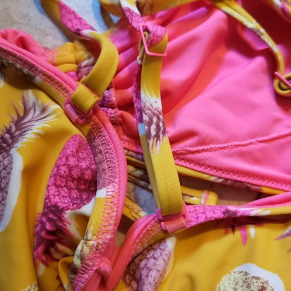 American Eagle Cut Out Runching Tie One Piece Baithing Suit - Picture 4 of 16